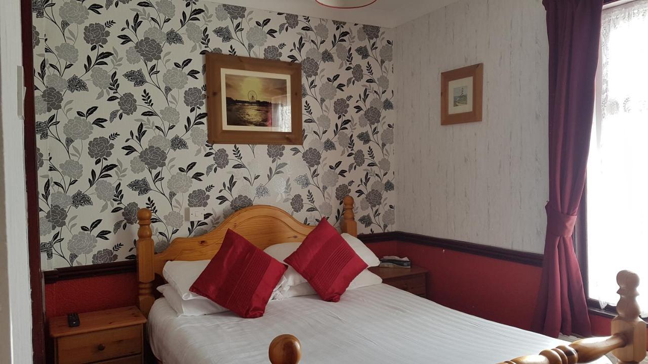 Valdene Hotel Blackpool Eksteriør billede
