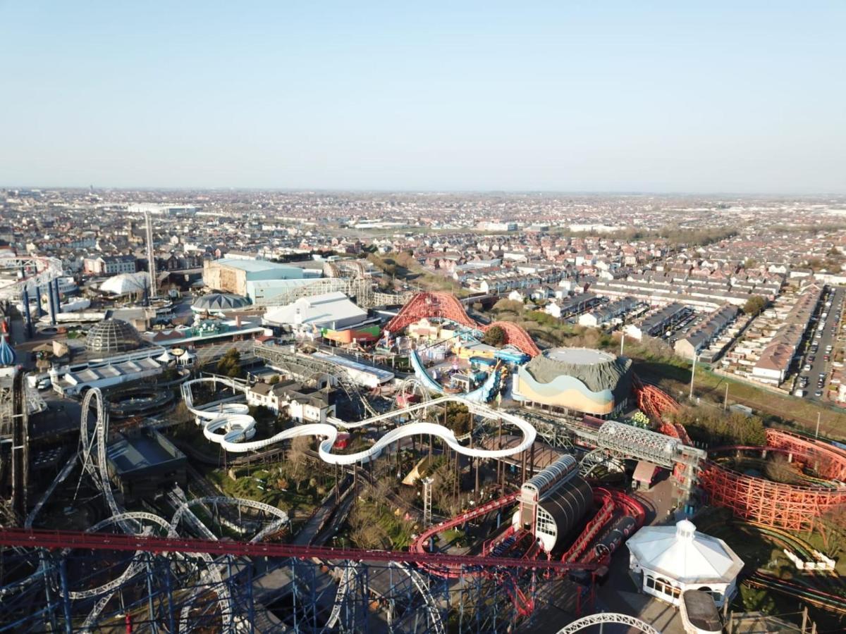 Valdene Hotel Blackpool Eksteriør billede